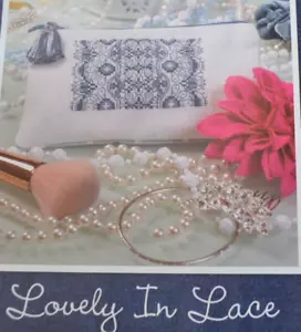 Solo gráfico de punto de cruz - Hermosa cartera estampada intrincada inspirada en encaje - Imagen 1 de 1
