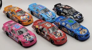 2005 Team Caliber 1/64 - Disney - Daytona 500 - Minnie Mouse, Mickey Mouse, etc - Picture 1 of 17