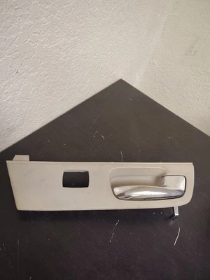 Manija de puerta interior delantera para pasajero Cadillac DTS 2006-2011 Foto 1 de 3