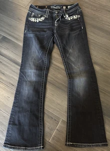 Pantalones de mezclilla Miss Me Bootcut talla 25 x 29 azul algodón bota fácil JE5439E7R hebilla brillante - Imagen 1 de 21