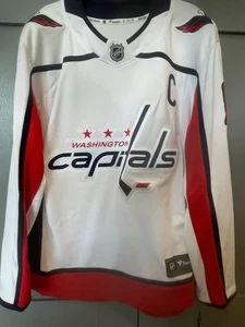 Brandneu mit Etikett NHL Fanatics Washington Capitals Trikot weiß Medium Ovechkin 8 - Bild 1 von 3
