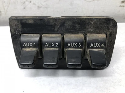 Ford F550 SUPER DUTY SWITCH Dash Panel - Used | P/N 8C3T13D734 - Image 1 of 4