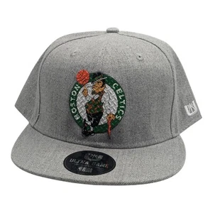 NBA Ultra Juego Placa Diamante Boston Celtics Baloncesto Snapback Gorra Gorra NUEVA OSFM - Imagen 1 de 6