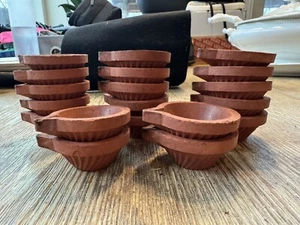 Juego de 19 diya de arcilla de terracota hechos a mano para puja y festivales. "2x1"" sin mecha" - Imagen 1 de 6