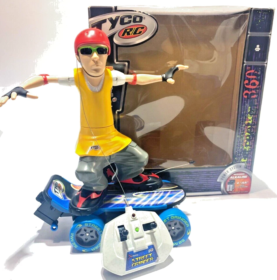 VINTAGE TYCO RC XTREME STREET GRINDER RC SKATEBOARDER  EXTREME TOY WORKS 2000 - Image 1 of 4