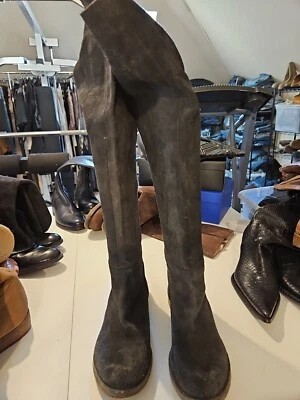 Botas altas de gamuza por encima de la rodilla Free People talla 38 cremallera trasera  Foto 1 de 3
