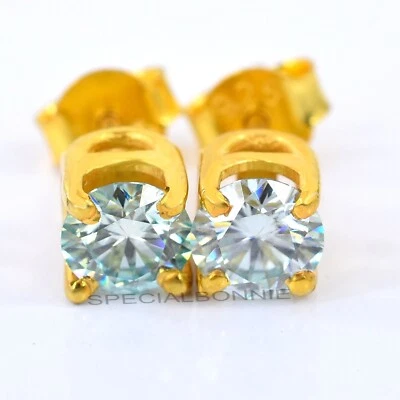 Сертифицированные серебряные заклепки-солитеры из серебра 925 пробы с голубым льдом 2 карата. ВИДЕО с желтой отделкой - Изображение 1 из 4