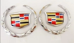 2 Cadillac CTS Wreath & Crest CHROME Roof  EMBLEMS - Bild 1 von 1