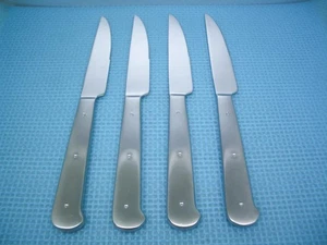 Zwilling Henckels Set of 4 NEW Porterhouse Serrated Edge Stainless Steak Knives - Picture 1 of 4