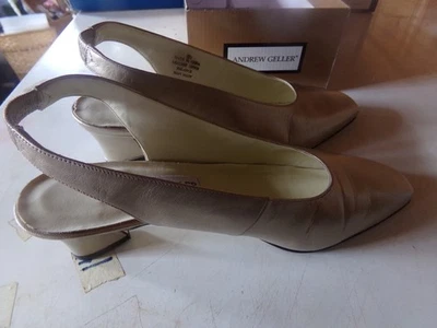 Andrew Geller Beige 2 " Heels Women's 8 N Slingback Shoes - Image 1 of 4