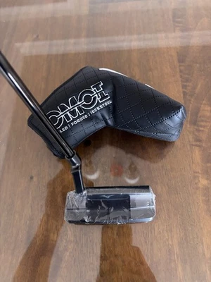NEW MIZUNO M.CRAFT OMOI 04 PUTTER - 34" - Image 1 of 4