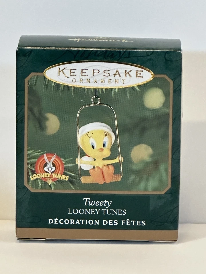 2000  Looney Tunes Tweety Bird Miniature Hallmark Keepsake Ornament - Image 1 of 1