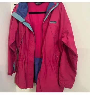 Chaqueta de lluvia con capucha Patagonia para mujer talla 8 rosa Foto 1 de 4