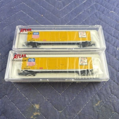 ATLAS N Scale 36861 36862 “N” ACF 60’ DD Box Car Union Pacific #960566 #960568 - Image 1 of 4