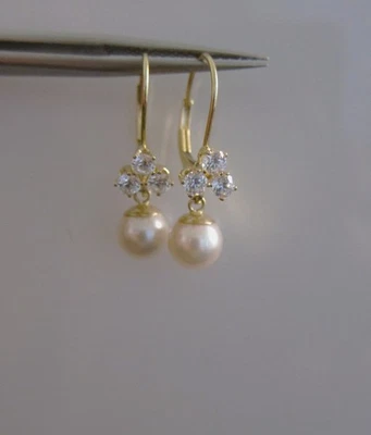 Brincos pendurados de pérolas brancas amarelas 14kt - Imagem 1 de 4