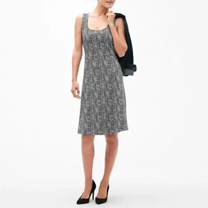 Banana Republic Factory Petite Geo Print Fit & Flare Kleid Gr. S Neu mit Etikett - UVP 90 $ - Bild 1 von 6