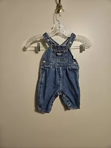 Oshkosh Baby Mädchen Denim Overalls Größe 3-6 Monate - Bild 1 von 7