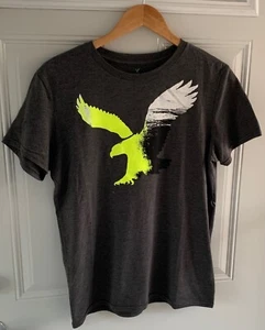 Men's American Eagle AEO Eagle Wings Graphic T-Shirt Tee Small Charcoal Grey - Picture 1 of 2