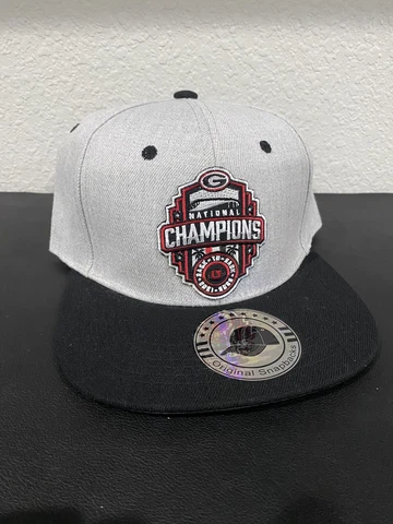 2022 GEORGIA BULLDOGS NATIONAL CHAMPIONS BACK TO BACK UGA FOOTBALL GRAY HAT CAP Cover