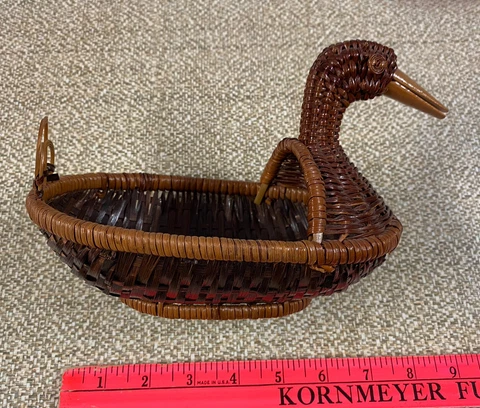 BASKET Longaberger Style Holiday Gift Cover