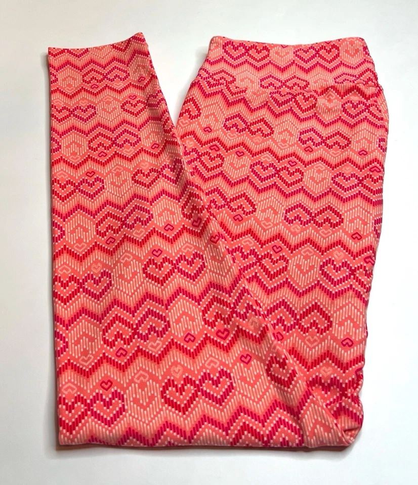 NEW LuLaRoe TC Leggings PINK PEACH WHITE Chevron KNIT Sweater COZY Heart Craft - Image 1 of 4