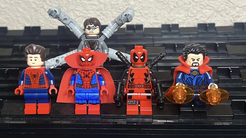 Lote de minifiguras Lego Marvel Superheroes - Imagem 1 de 1