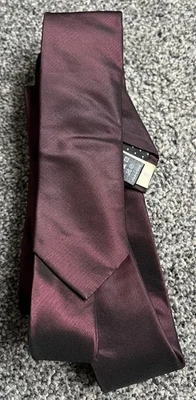 Mens River Island 100% Silk Burgundy Skinny Striped Mix Tie 1.75" Wide 57" Long - Image 1 of 2