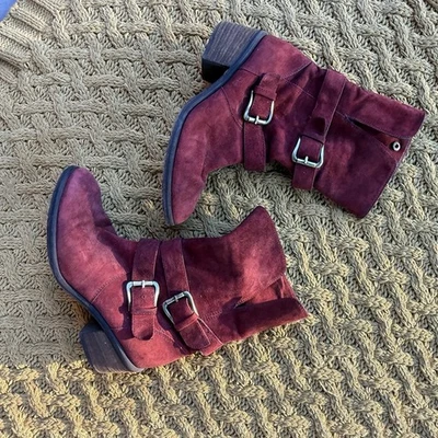 Donald J Pliner Danee BV Ankle Boots Booties Shoes Womens Size 6.5 M Red Suede - Image 1 of 4