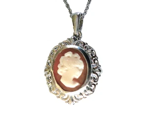 Genuine Italian Conch Shell Cameo Pendant & 20 inch chain / 925 Sterling Silver - Picture 1 of 4