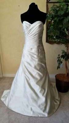 Alfred Angelo Strapless Ivory Wedding Gown - Style LB-FE3028 - Image 1 of 4