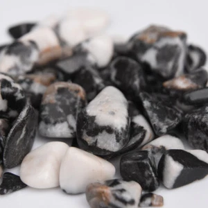 Zebra Agate tumblestone free Gift bag 20 - 30 mm Yin Yang - Picture 1 of 2