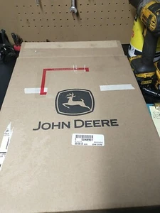 OE John Deere Left Side Cover SU48951 - Picture 1 of 3