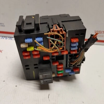 Chevrolet Chevy Uplander 2004 04 motor caja de relé de fusibles OEM cables de coleta Foto 1 de 4