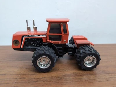 1/32 Ertl Farm Toy Allis Chalmers 4W-305 Tractor with Cab  - Image 1 of 4