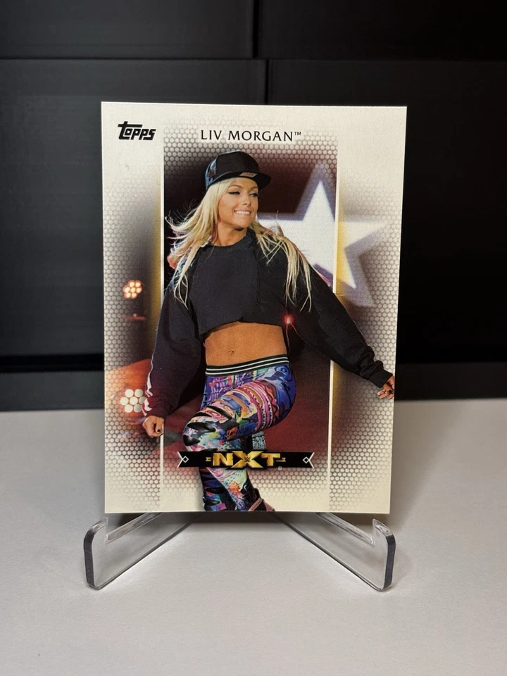 LIV MORGAN 2017 TOPPS WWE NXT PROSPECTS HOT!!! 🥵 🔥  - Image 1 of 1