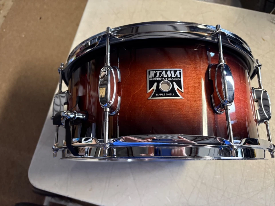 tama superstar classic maple 14 x 6.5 snare drum, Mahogany Burst - Image 1 of 4