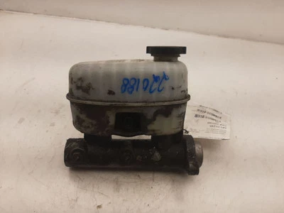 Cilindro maestro de freno 03-07 Chevrolet Express 2500 19209234 Foto 1 de 4