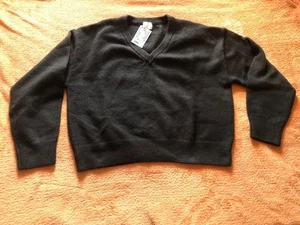 Women’s Warm Heavy Knitwear Jumper Sweater Black V-neck Size XS H&M Brand NEW - Picture 1 of 11