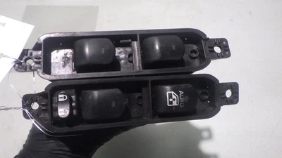Interruptor de puerta delantera 06 SATURN VUE  Foto 1 de 4