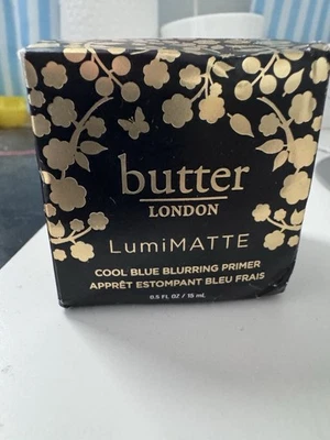 Butter LONDON LumiMatte Cool Blue imprimación desenfocante, imprimación de maquillaje desenfocante, mate Foto 1 de 4