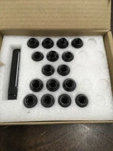 DYNOFIT FF-N050 BLACK 16 PIECE LUG NUTS SET WITH SOCKET TOOL KEY New 3/8-24 - Bild 1 von 9