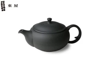 Azumaya Teapot Flat Teapot Backhand Black 300ml Tokoname Ware Made in Japan - Picture 1 of 6