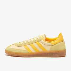 adidas Originals Mens Handball Spezial Shoes in Yellow / Gold