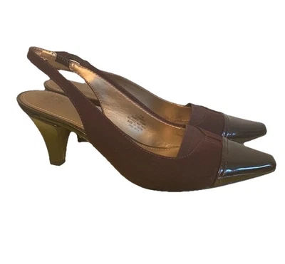 CIRCA JOAN & DAVID TACONES EE. UU. 7,5 MARRÓN ZAPATOS DE SALÓN HONDA NUEVO EN CAJA Foto 1 de 4