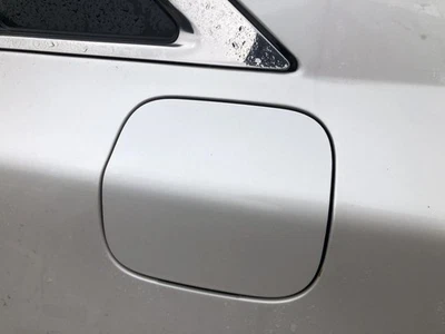 2013 LLINCOLN MKZ топливный наполнитель газовая крышка двери 943835 - Изображение 1 из 4