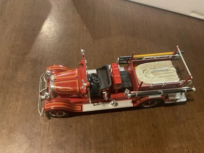 National Motor Museum Mint ~ SOUTH BEND 1928 STUDEBAKER FIRE TRUCK ~ 1:32 - NIB - Image 1 of 4