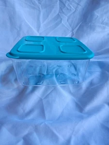 1 New Tupperware Clear Mates 1.04L - Blue Modular - Picture 1 of 4