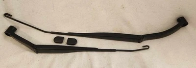 Nissan Sentra 2013-2019 brazos limpiaparabrisas lado conductor y pasajero Foto 1 de 4