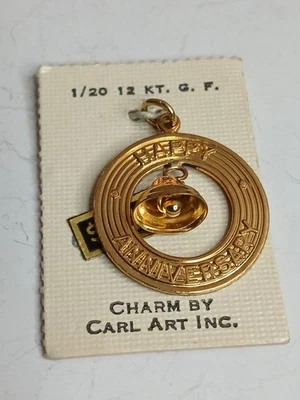 Nuevo de Lote Antiguo 1970 Feliz Cumpleaños Record Pulsera Dije Por Carl Art Inc. 1/20 GF 12k Foto 1 de 4