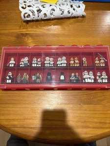 Star Wars Lego Minifigures With Accessories Bundle Of 28 In Genuine Display Case - Picture 1 of 19